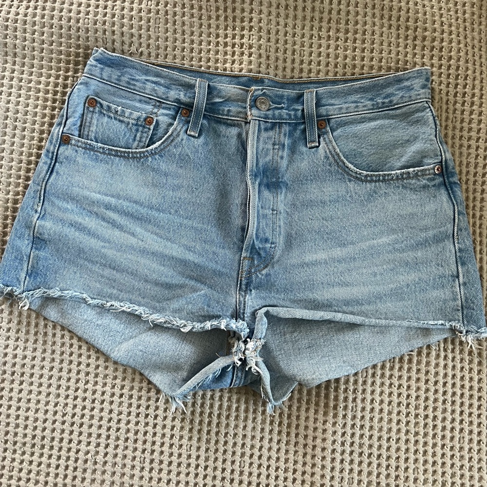 Levi’s 501 shorts